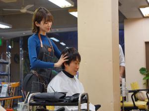 JUL-946 Đi hớt tóc được nhận ưu đãi đặc biệt - Sumire Kurokawa